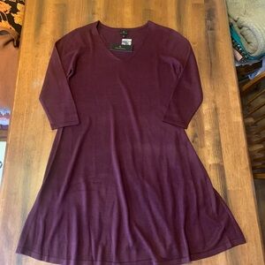 Worthington NWT Sweater Dress Medium Burgundy Midi V-neck soft comfort casual